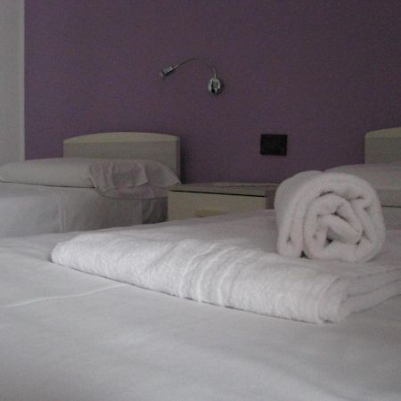 B&B Reginetta Casteggio ภายนอก รูปภาพ